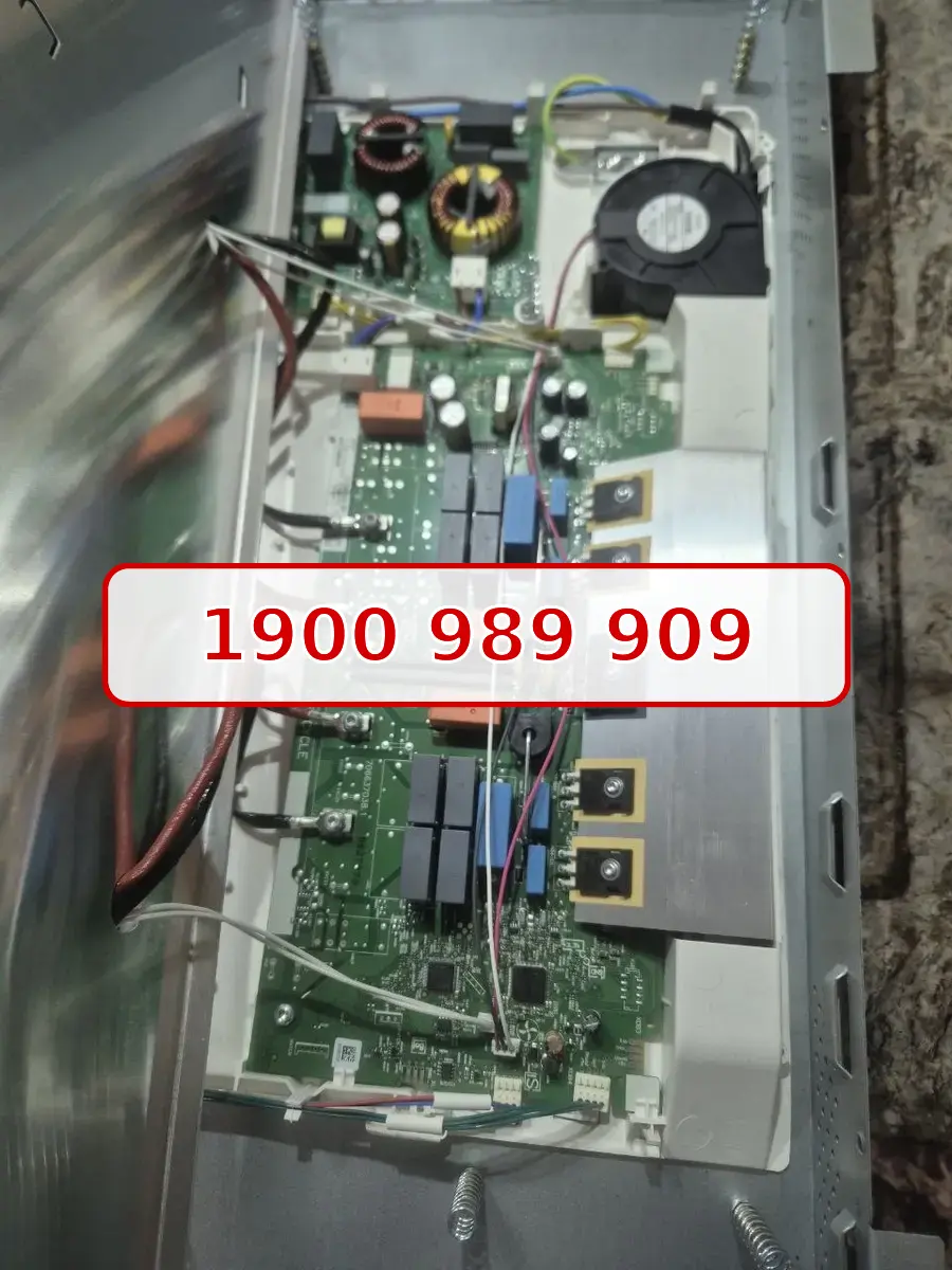 Kiểm tra quạt tản nhiệt và bo mạch bếp từ Bosch